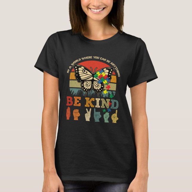Camiseta Retro Be Kind Puzzle Butterfly ASL Teacher Autism  (Anverso)