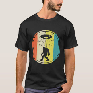 Camiseta Retro Bigfoot Sasquatch Alien UFO Lover