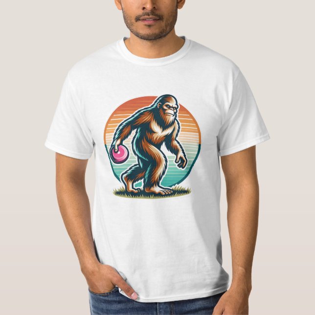Camiseta Retro Bigfoot Sasquatch Disk Golf (Anverso)