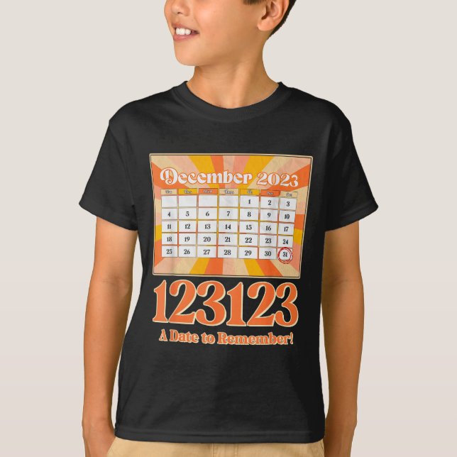 Camiseta Retro Calendar_ Remember New Year's Eve 2023-24  (Anverso)