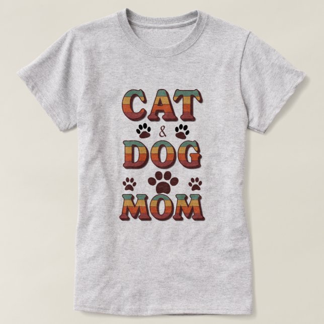 Camiseta Retro Cat and Dog Mom Women’s T-Shirt (Diseño del anverso)
