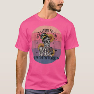 Camiseta Retro Coffee Skeleton Mom T-Shirt