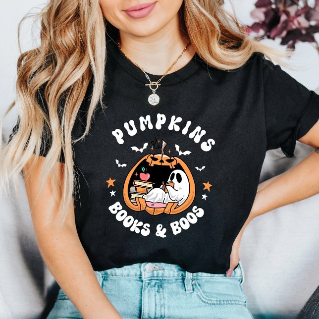 Camiseta Retro con ghost lindo leyendo "Libros y libros de  (Subido por el creador)