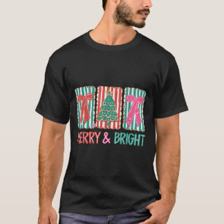 Camiseta Retro Coquette Bow Merry Y Bright Christmas Tree