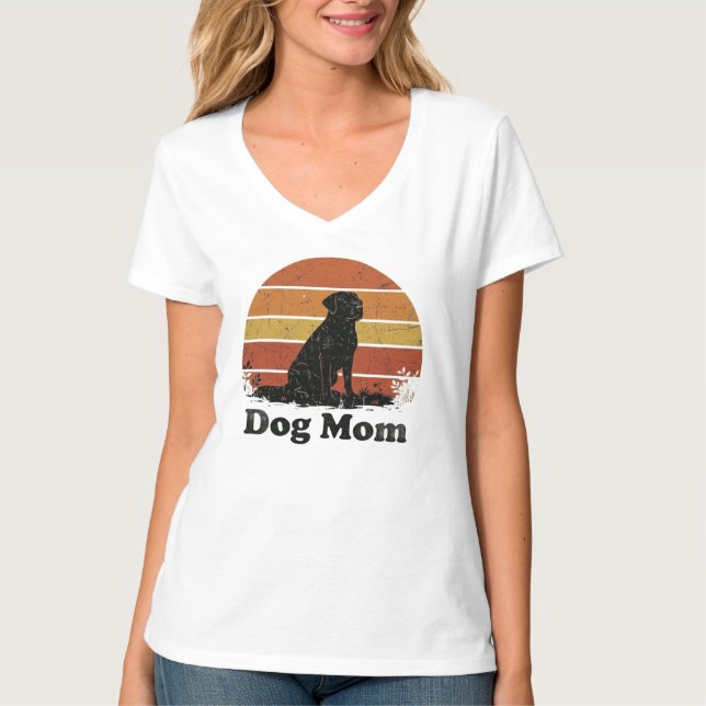 Camiseta Retro de Mamá de Perro – Atardecer Vintag (Anverso)