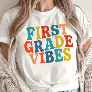 Camiseta Retro de Vibraciones de Primer Grado para