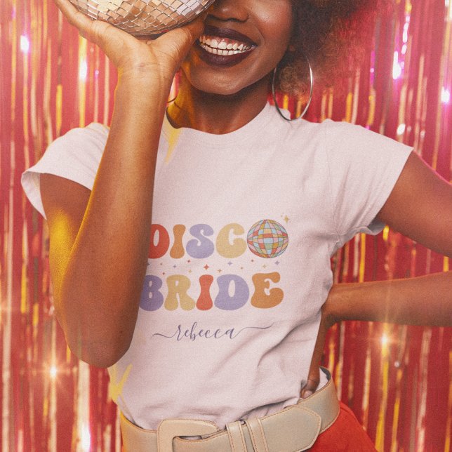 Camiseta Retro Disco Novia y Bachelorette Party de los 70 (Subido por el creador)