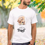 Camiseta Retro Dog DAD Personalized Puppy Pet Photo<br><div class="desc">Dog Dad ... Surprise your favorite Dog Dad this Father's Day , Christmas or his birthday with this super cute custom pet photo t-shirt. Customize this dog dad shirt with your dog's favorite photos, and name. This dog dad shirt is a must for dog lovers and dog dads! Great gift...</div>