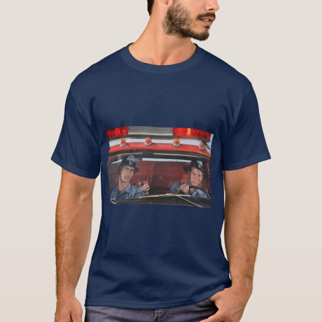 Camiseta Retro Emergency Rescue Squad Fire Department Desig (Anverso)