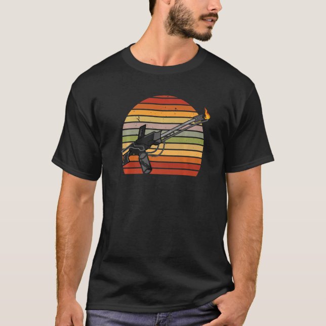 Camiseta Retro Flame Thrower  Flamethrower Hot Burn (Anverso)