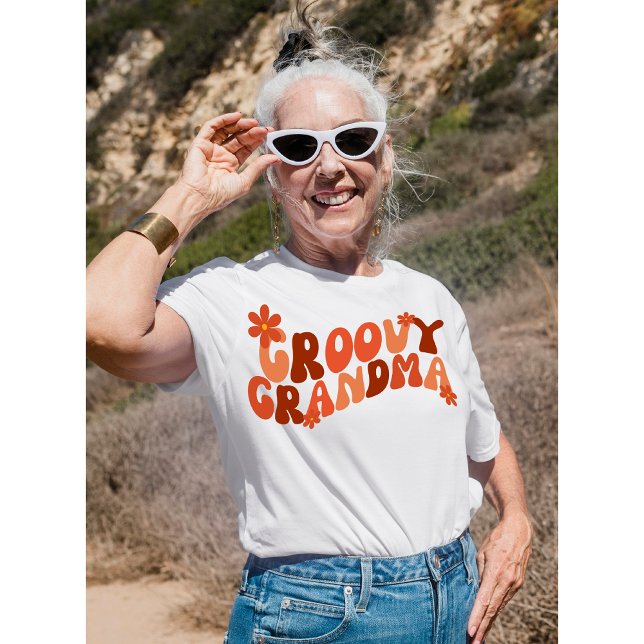 Camiseta Retro Groovy Abuela,Groovy Abuela (Subido por el creador)