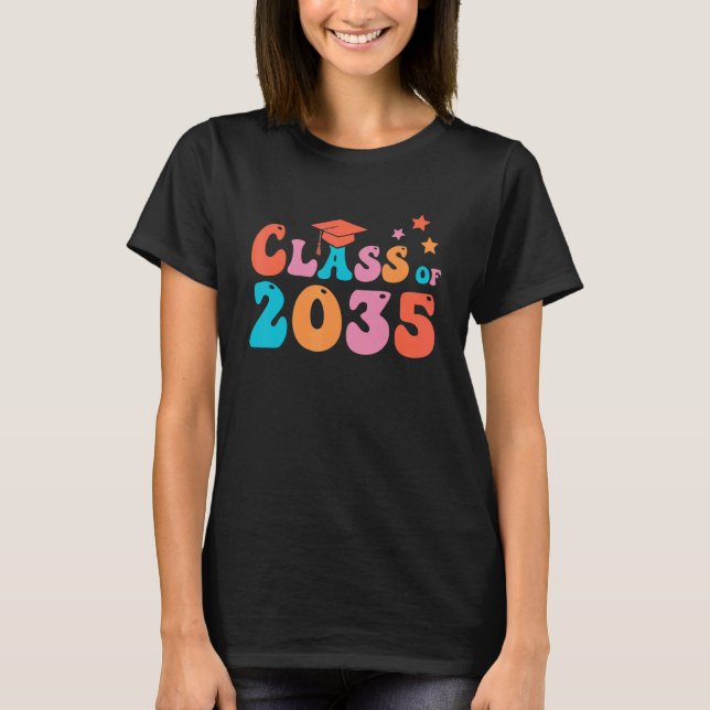 Camiseta Retro Groovy Class of 2035 Grow With Me Class Back (Anverso)