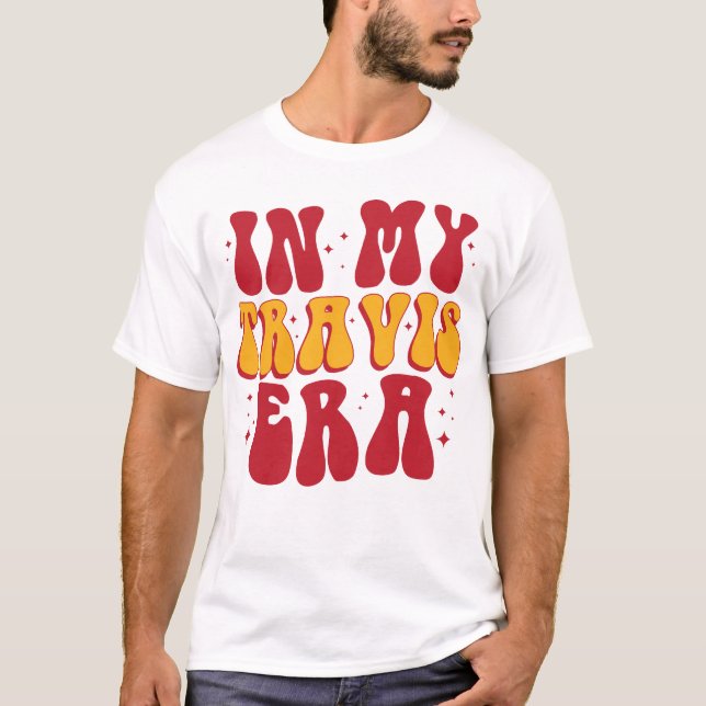 Camiseta Retro Groovy En Mi Era Travis  (Anverso)