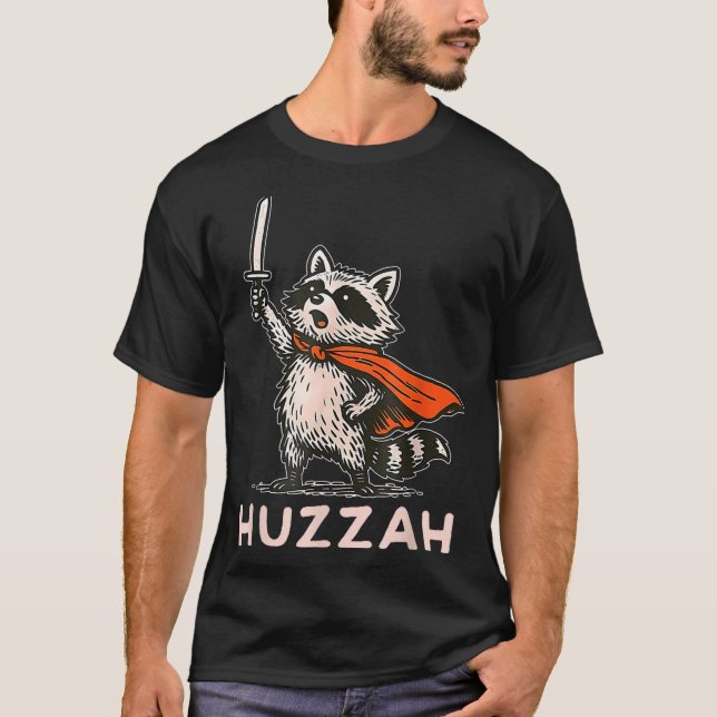 Camiseta Retro Huzzah Raccoon Knight Funny Sword Meme Quote (Anverso)
