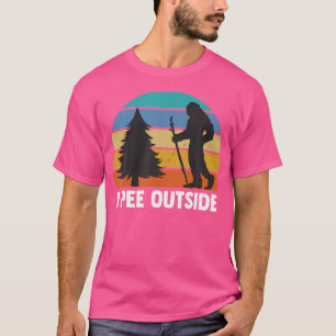 Camiseta Retro I Pee Fuera De Bigfoot Gracioso Camping O