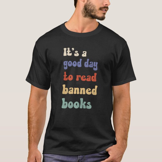 Camiseta Retro It's A Good Day To Read Banned Books (Anverso)
