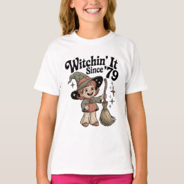 Camiseta Retro Kids Halloween 70s Cute Witch  Tee
