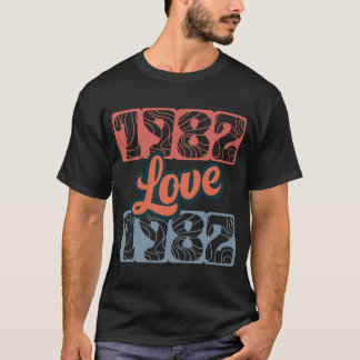 Camiseta Retro Love 1982 Original Edition Class Perfect Leg