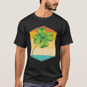 Camiseta Retro Lucky Four Leaf St Patrons Day Clover Irish