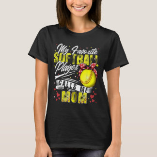 Camiseta Retro Mi jugador favorito de softbol me llama mamá