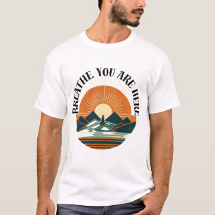 Camiseta Retro mountain design with rising sun – Minimalist