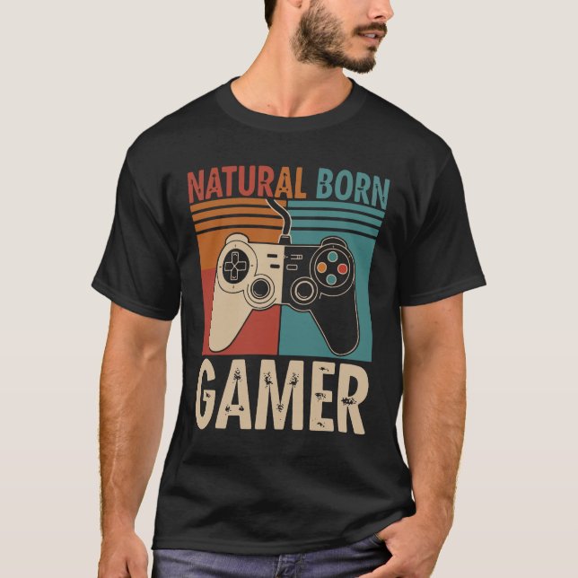 Camiseta Retro Natural Born Gamer Funny (Anverso)