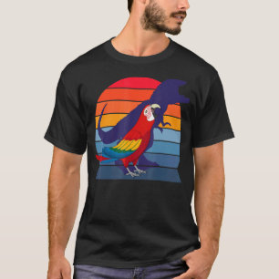 Camiseta Retro Parrot I Tyrannosaurus Rex I Scarlet Macaw
