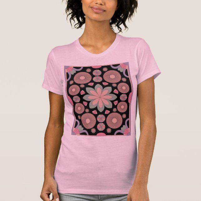 Camiseta Retro Pastel Floral Mandala Symmetry (Anverso)