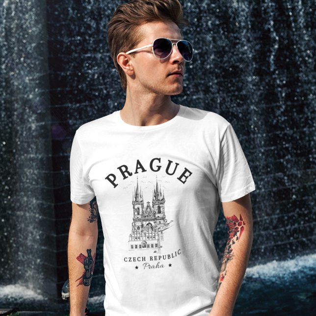 Camiseta Retro Prague Landscape in Czech Republic (Subido por el creador)