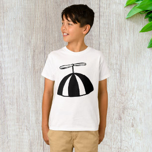 Camiseta Retro Propeller Beanie Whimsical Negro y Blanco