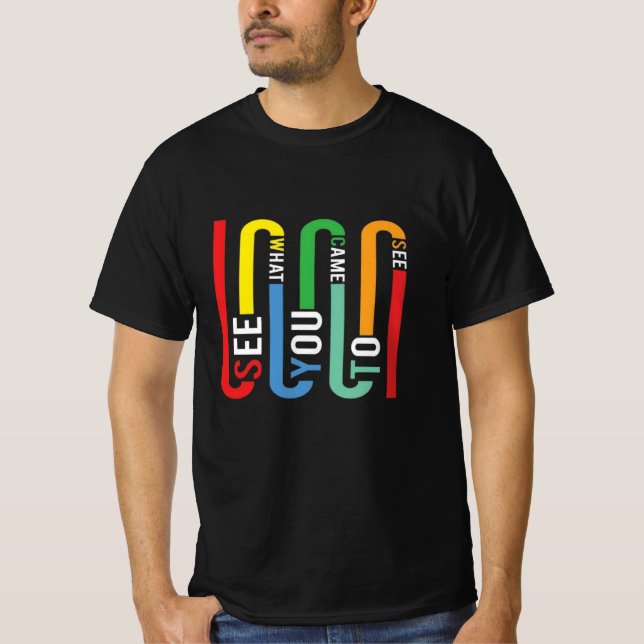 Camiseta Retro Rainbow Typography T-Shirt, Black tee (Anverso)