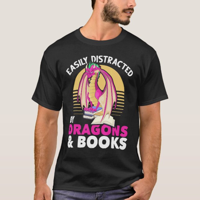 Camiseta Retro Reading Book Fantasy Dragon Book Dragon (Anverso)