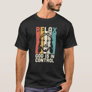 Camiseta Retro Relax God Is In Control Jesus Savior Christi