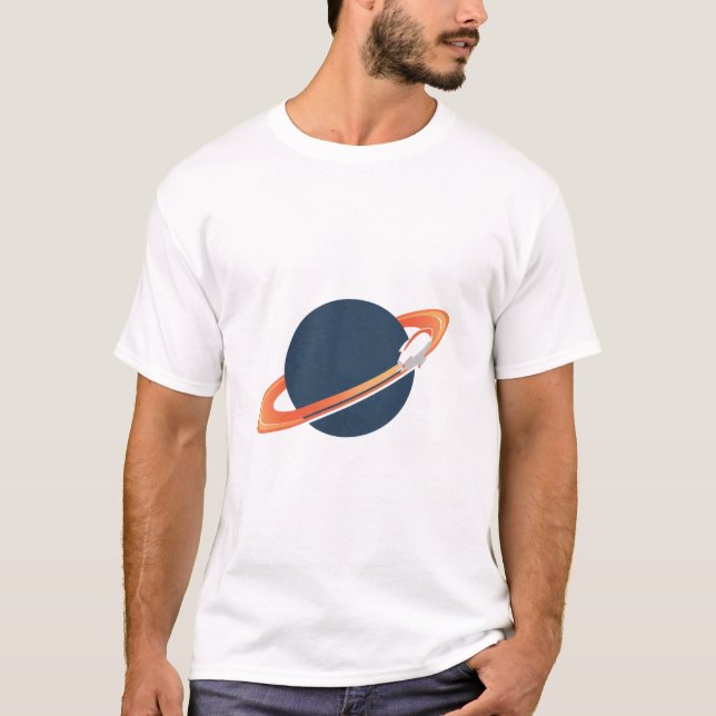 Camiseta Retro Rocket Ship Orbiting Dark Planet - Outer Spa (Anverso)