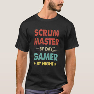 Camiseta Retro Scrum Master De Día Gamer De Noche