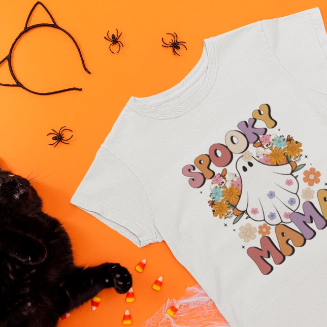 Camiseta Retro Spooky Mama Ghost Halloween Vibe de los años (Subido por el creador)