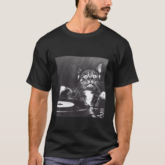 Camiseta Retro Style Cat DJ with Headphones (Anverso)