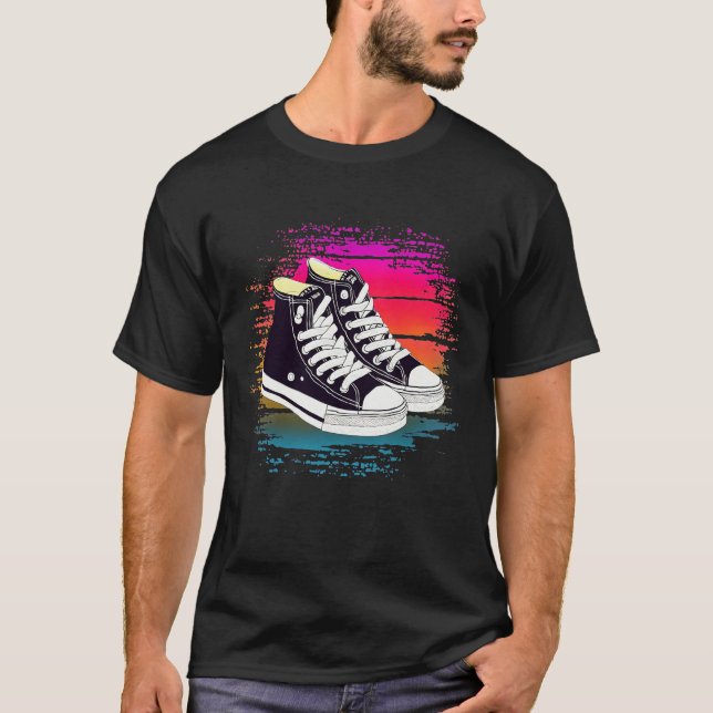 Camiseta Retro Sunset Sneaker (Anverso)