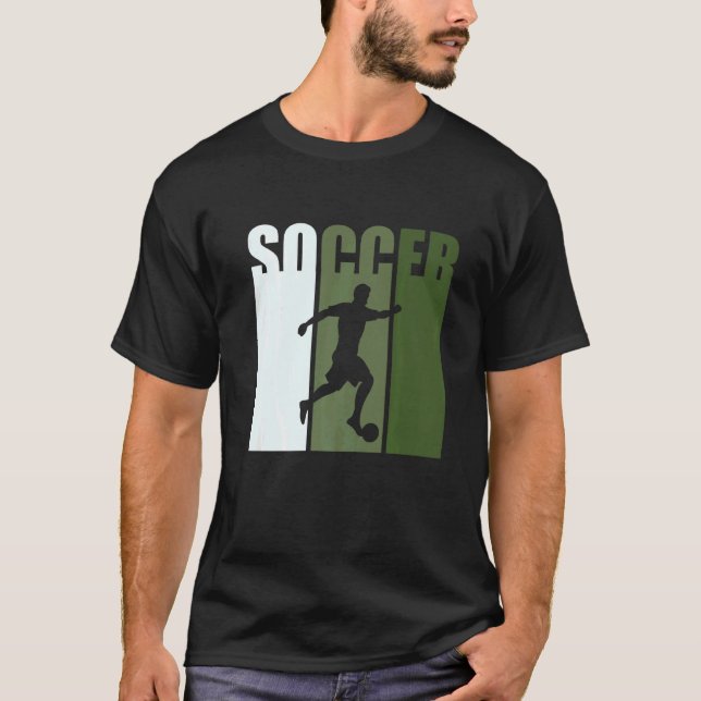 Camiseta Retro Sunset Soccer Player Green Silhouette (Anverso)
