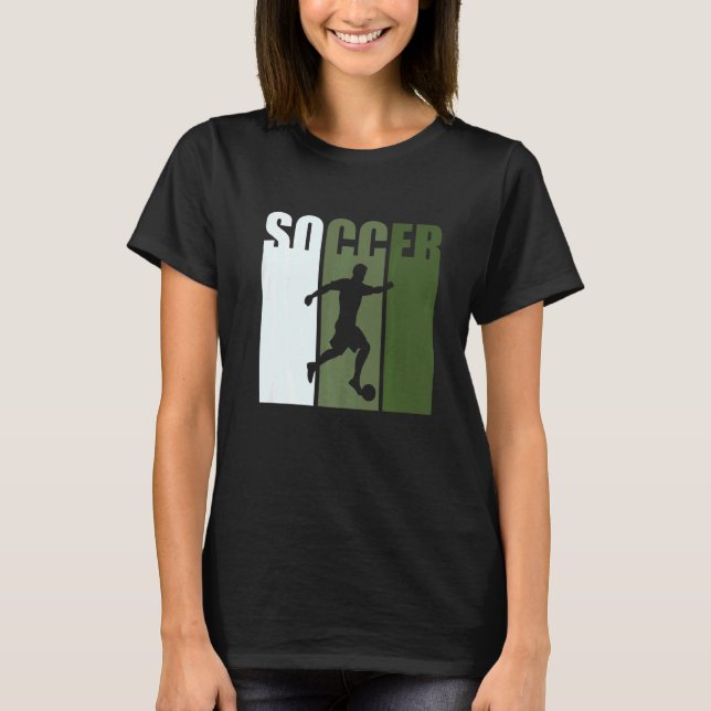 Camiseta Retro Sunset Soccer Player Green Silhouette (Anverso)