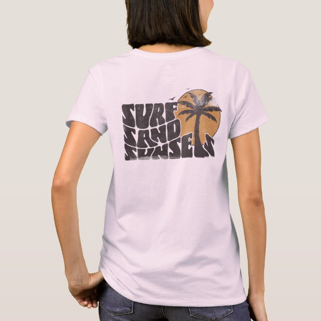Camiseta Retro Surf Sand Sunsets Palm Tree Beach Vibes (Reverso)