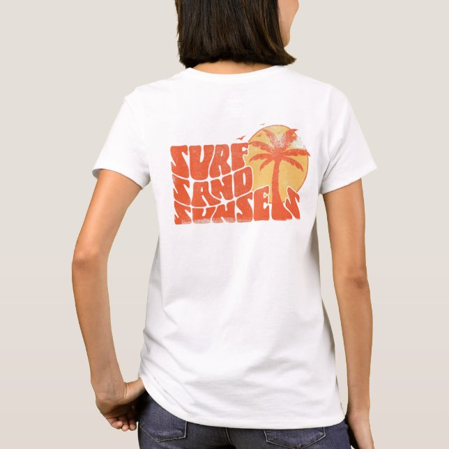 Camiseta Retro Surf Sand Sunsets Palm Tree Beach Vibes (Reverso)