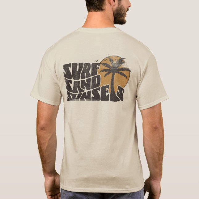 Camiseta Retro Surf Sand Sunsets Palm Tree Beach Vibes (Reverso)