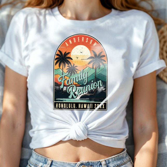 Camiseta Retro Tropical Family Reunion ID1135 (Subido por el creador)