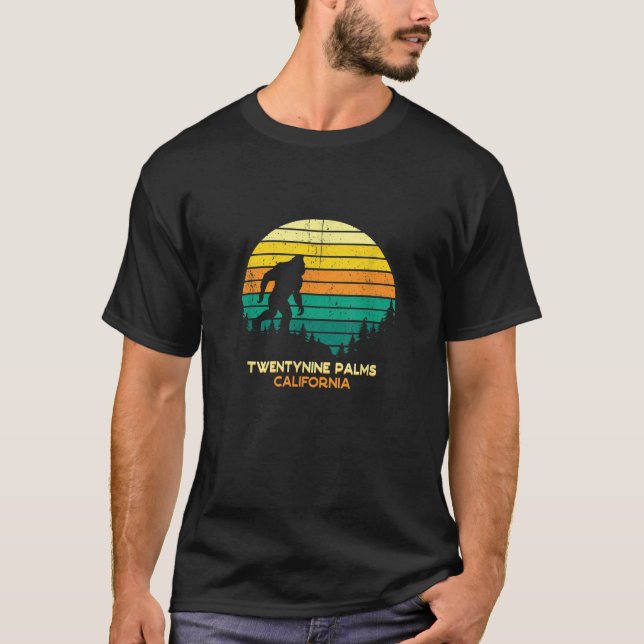 Camiseta Retro Twentynine Palms California Bigfoot Souvenir (Anverso)