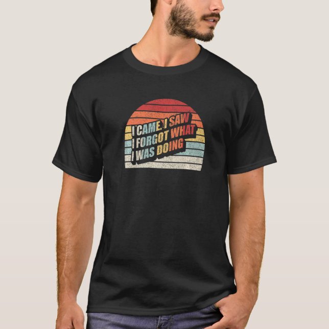 Camiseta Retro Ví Que Me Olvidé De Lo Que Estaba Haciendo S (Anverso)