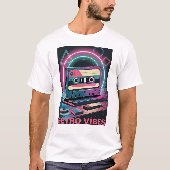 Camiseta Retro Vibes: Neon Cassette T-Shirt (Anverso)
