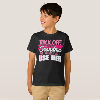 Camiseta Retrocédame tienen una abuela loca