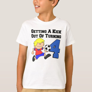 Camiseta Retroceso fuera de dar vuelta al jugador de fútbo
