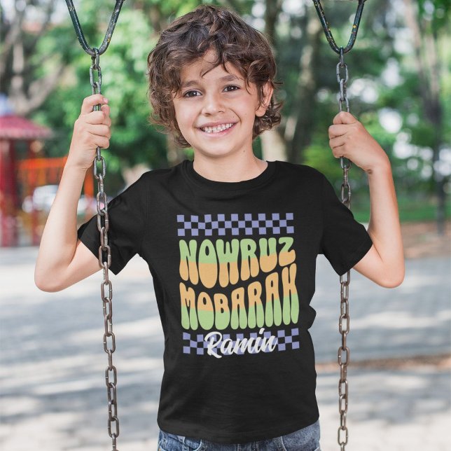 Camiseta Reunión de la familia iraní de Año Nuevo Nowruz (Custom Nowruz Iranian New Year Family Reunion)